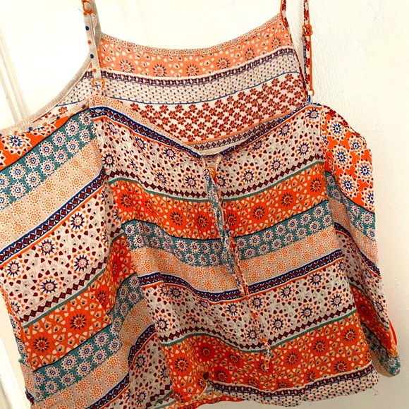 Bundle of sexy, casual, outdoors. - Picture 3 of 3